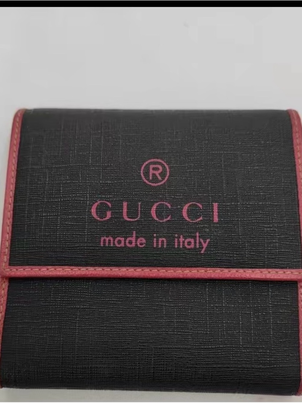Gucci Black Wallet with Pink Logo and Trim